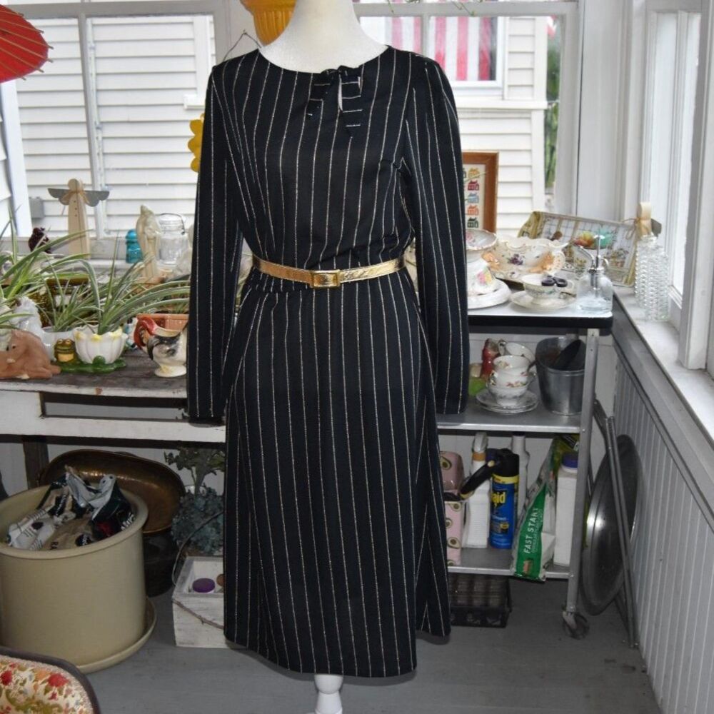 Vintage 1970s Leslie Fay Black Gold Pinstripe Midi Dress Puff Sleeve Gold Belt M
